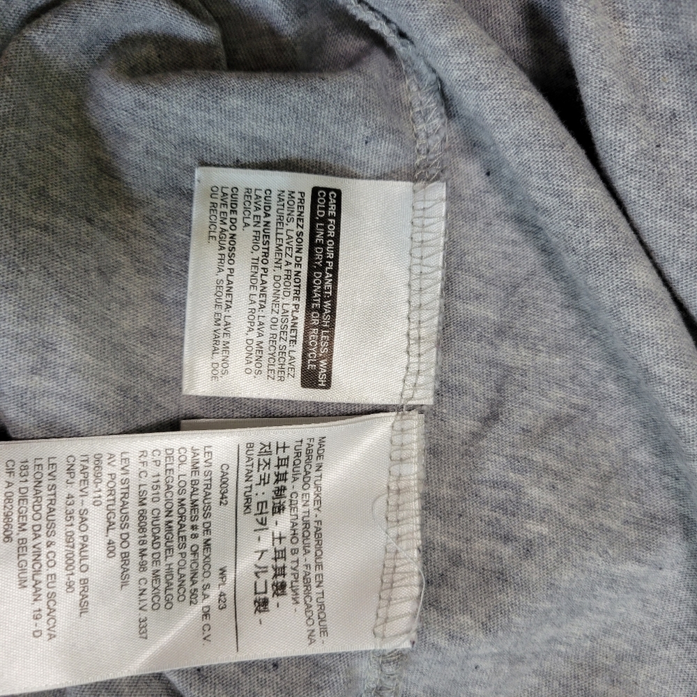 Levi's Graphic Tropical Logo Tee - XL - Picture 6 of 7